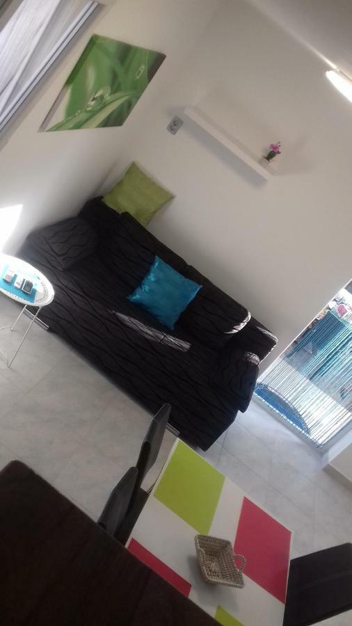 Holiday Home Nora**** Loznati Cres Exterior foto